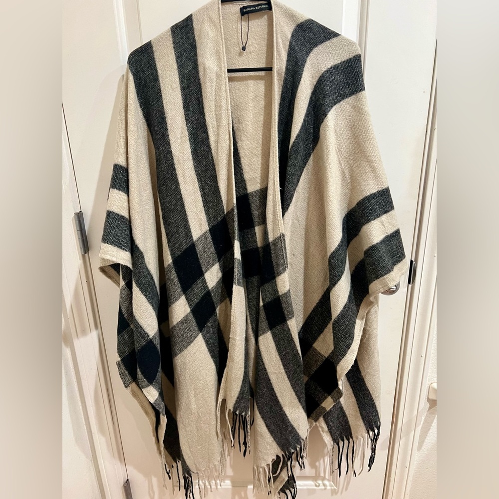 Banana Republic Cashmere Blend Plaid Wrap